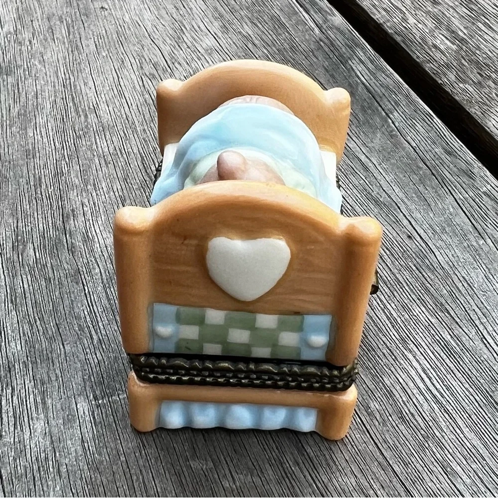 Sleeping Baby Bear Porcelain Hinged Keepsake Decorative Trinket Box